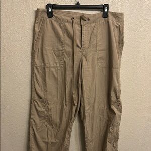 Liz Claiborne Women Lightweight Tan Cargo Pants Size 12